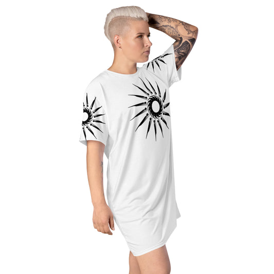 Dark Sun+ Oversized T-Shirt